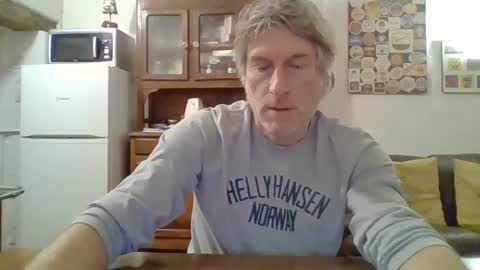 22esserre online show from December 2024 04:14:02 PM