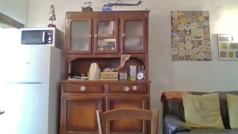 22esserre online show from December 2024 01:13:02 PM