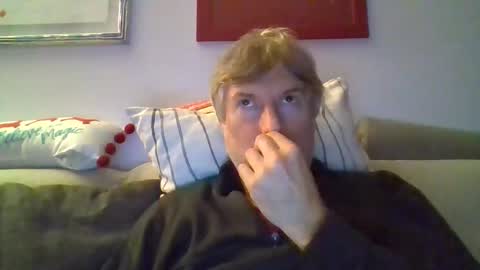 22esserre online show from October 2025 07:46:02 PM