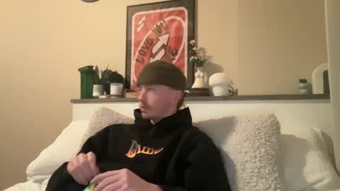 Snapshot of 26sneakers chatting on December 2024 11:39:01 PM 26sneakers online show from December 2024 11:39:01 PM