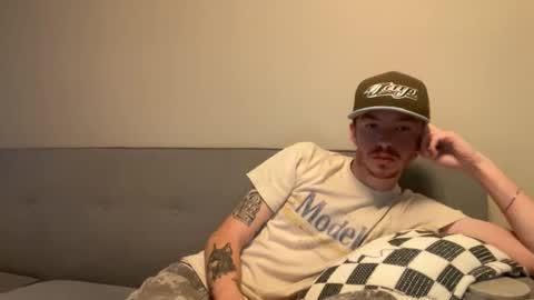 Snapshot of 26sneakers chatting on November 2025 12:02:01 AM 26sneakers online show from November 2025 12:02:01 AM