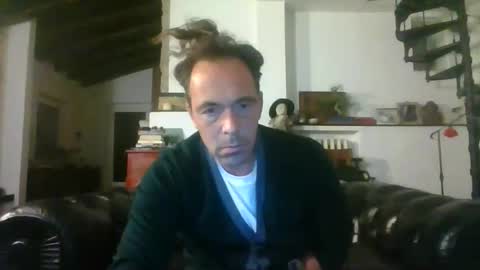 27lv27 online show from September 2025 09:53:01 PM