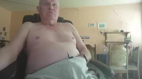 29famila online show from October 2025 11:44:02 AM