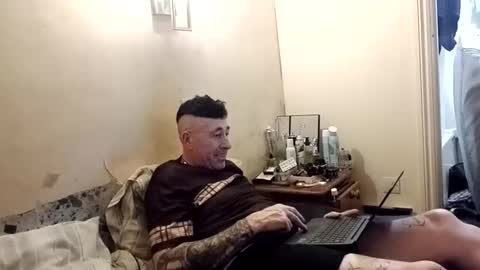 2_is_company_2026 online show from April 2026 02:37:02 AM