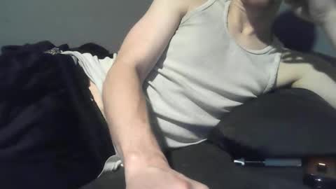 Snapshot of 2big2hype chatting on December 2025 02:53:02 AM cheif online show from December 2025 02:53:02 AM