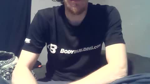 Snapshot of 2big2hype chatting on February 2026 12:31:01 AM cheif online show from February 2026 12:31:01 AM