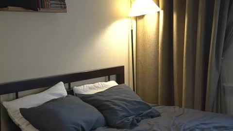 Elley  online show from March 2026 06:28:02 AM