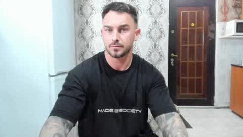 2sexymuscles online show from May 2026 08:14:02 PM