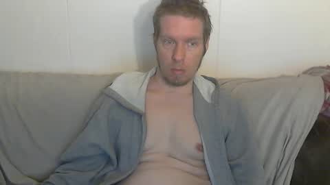 Snapshot of 2small4you83 chatting on April 2026 01:14:02 PM 2small4you83 online show from April 2026 01:14:02 PM