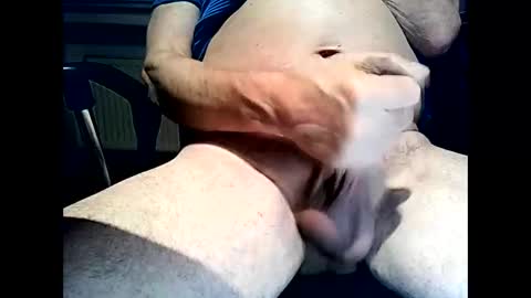 Snapshot of 35cam chatting on December 2024 09:39:02 PM 35cam online show from December 2024 09:39:02 PM