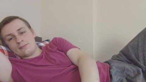 Snapshot of 3andy3 chatting on October 2025 06:34:01 AM Andy online show from October 2025 06:34:01 AM