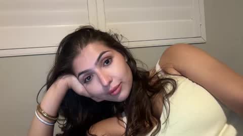 Snapshot of 3hole chatting on May 2026 05:49:01 AM Venus Raee online show from May 2026 05:49:01 AM