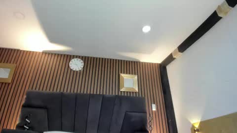 3X NAXAA online show from November 2025 12:38:02 PM