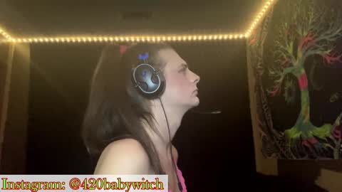 Jazmin online show from December 2024 05:08:02 PM