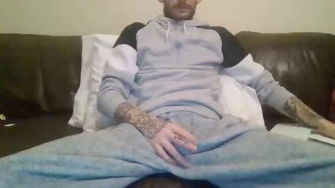 420feetloverr420 online show from February 2026 02:29:02 AM