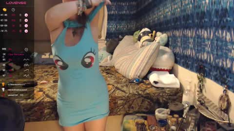 420stonerchick online show from November 2025 04:11:01 AM