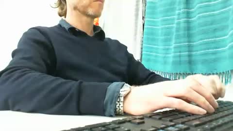 Snapshot of 555tony555 chatting on October 2025 03:17:02 AM 555tony555 online show from October 2025 03:17:02 AM