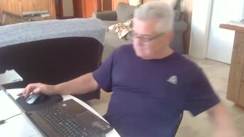 Joe online show from October 2025 08:38:01 PM