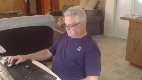 Joe online show from October 2025 02:43:02 PM