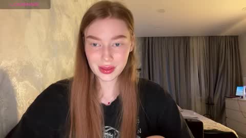 Snapshot of 5th_e1ement chatting on November 2025 08:40:01 PM 5th_e1ement online show from November 2025 08:40:01 PM