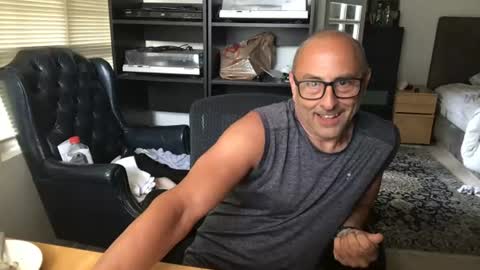 daddy vegas  for single women and couples here online show from July 2026 05:02:01 PM