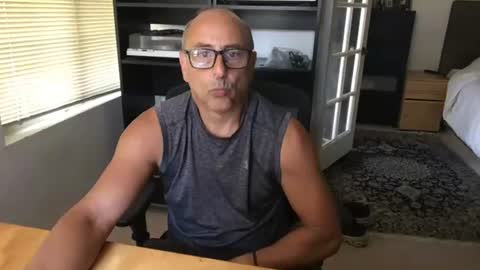 daddy vegas  for single women and couples here online show from August 2026 08:44:01 PM