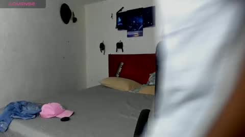 69blackwhite online show from April 2026 03:20:01 AM