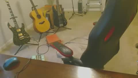 6stringer62 online show from December 2025 02:55:01 PM