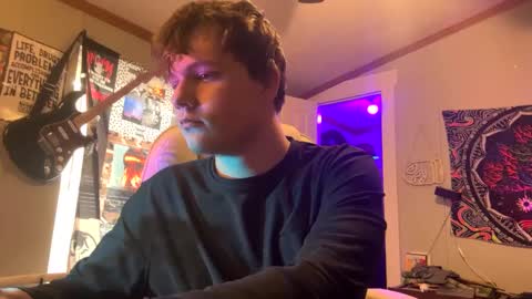 Snapshot of 710lemonade420 chatting on February 2025 08:31:01 PM lemonade online show from February 2025 08:31:01 PM