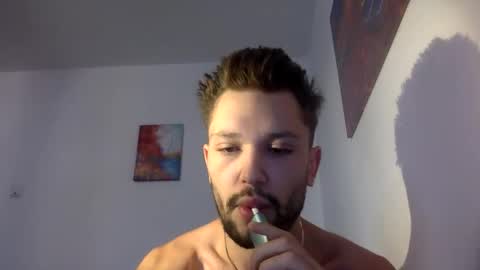 Kriss online show from October 2025 08:45:02 AM
