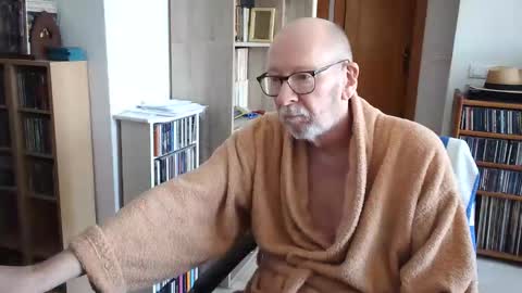  Papi  online show from March 2026 10:43:01 AM