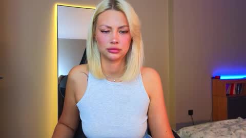 Snapshot of 88_nura chatting on September 2025 03:31:01 AM Nura online show from September 2025 03:31:01 AM