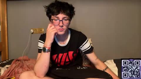 Snapshot of 8_goat chatting on October 2025 10:55:02 PM Phillip online show from October 2025 10:55:02 PM