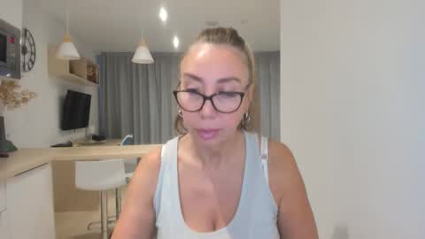 8ciara online show from November 2025 07:52:02 AM