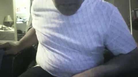 Snapshot of 8inchthrobbincock chatting on December 2025 11:48:01 AM 8inchthrobbincock online show from December 2025 11:48:01 AM