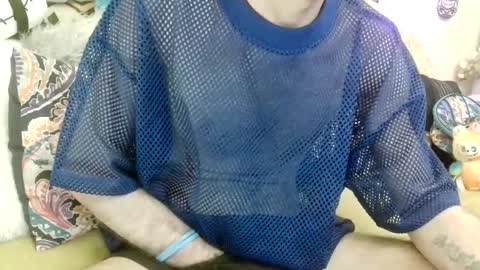 Snapshot of 90210screamer chatting on November 2025 05:11:01 AM 90210screamer online show from November 2025 05:11:01 AM