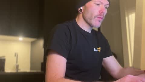 Snapshot of 99tokensforme chatting on February 2026 03:26:01 AM Dr. Ivar online show from February 2026 03:26:01 AM