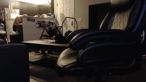 Snapshot of 9inchcurved chatting on October 2025 07:50:01 AM 9inchcurved online show from October 2025 07:50:01 AM