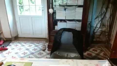 Snapshot of _123_voyeur_ chatting on September 2025 09:20:01 AM _123_voyeur_ online show from September 2025 09:20:01 AM