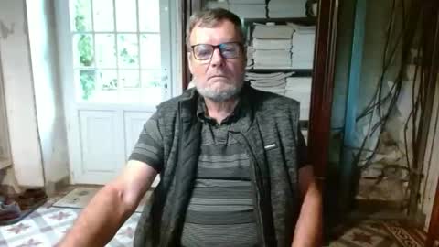 Snapshot of _123_voyeur_ chatting on September 2025 11:25:01 AM _123_voyeur_ online show from September 2025 11:25:01 AM