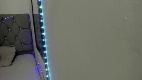 Snapshot of _1dereck chatting on February 2026 10:44:02 AM DERECK online show from February 2026 10:44:02 AM