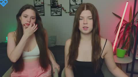 EMILY AND  MARCUS online show from January 2025 01:32:01 PM