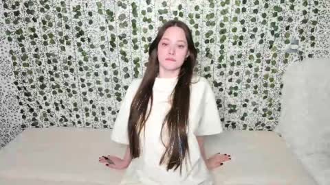 EMILY AND  MARCUS online show from February 2025 04:31:01 AM