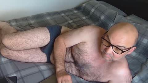 Snapshot of ____zeus____ chatting on April 2026 06:03:02 PM God Zeus online show from April 2026 06:03:02 PM