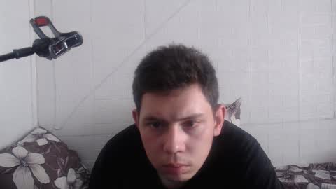 Snapshot of _a_k_i_ chatting on May 2026 09:37:01 AM Aki online show from May 2026 09:37:01 AM