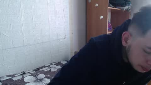 Snapshot of _a_k_i_ chatting on May 2026 02:36:02 PM Aki online show from May 2026 02:36:02 PM