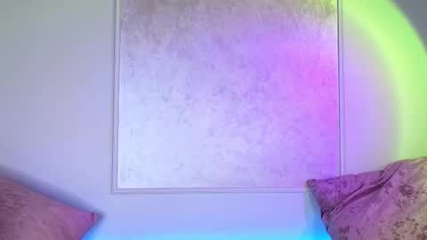 Willow online show from February 2025 06:04:01 AM