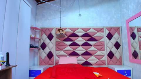  abby rouss online show from September 2025 03:06:02 AM