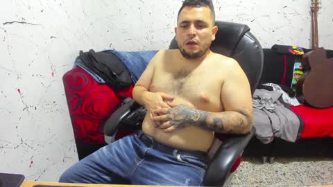 Snapshot of _ace_ventura chatting on January 2025 05:11:01 AM ---- online show from January 2025 05:11:01 AM