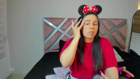 Snapshot of _adahara_queen_ chatting on October 2025 05:02:02 AM Adahara online show from October 2025 05:02:02 AM